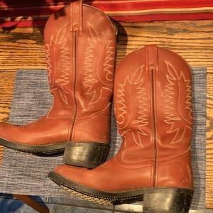 Women Leather western style boots - size 10 -rarely worn and in excellent shape.